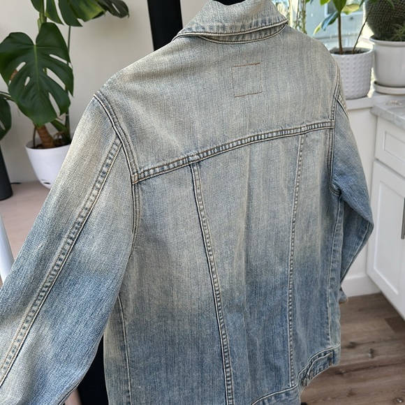 Rails Knox Distressed Denim Jacket - Picture 10 of 11